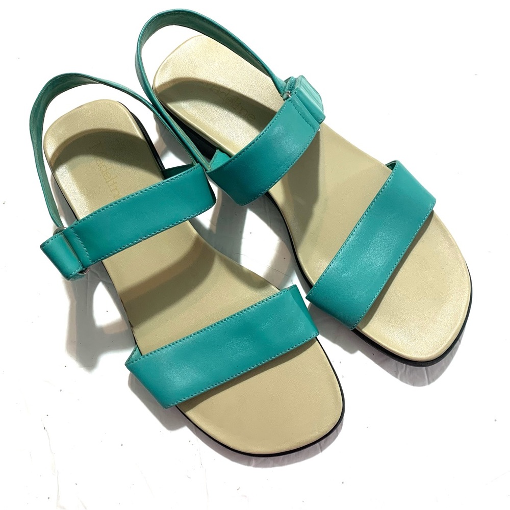 Vintage Madeline Liddy Sandals size 8.5 Teal & Cream Leather Strappy Flat